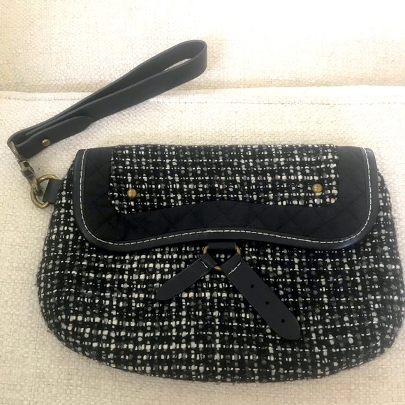 GAP wristlet handbag, great for young people! - Picture 3 of 8